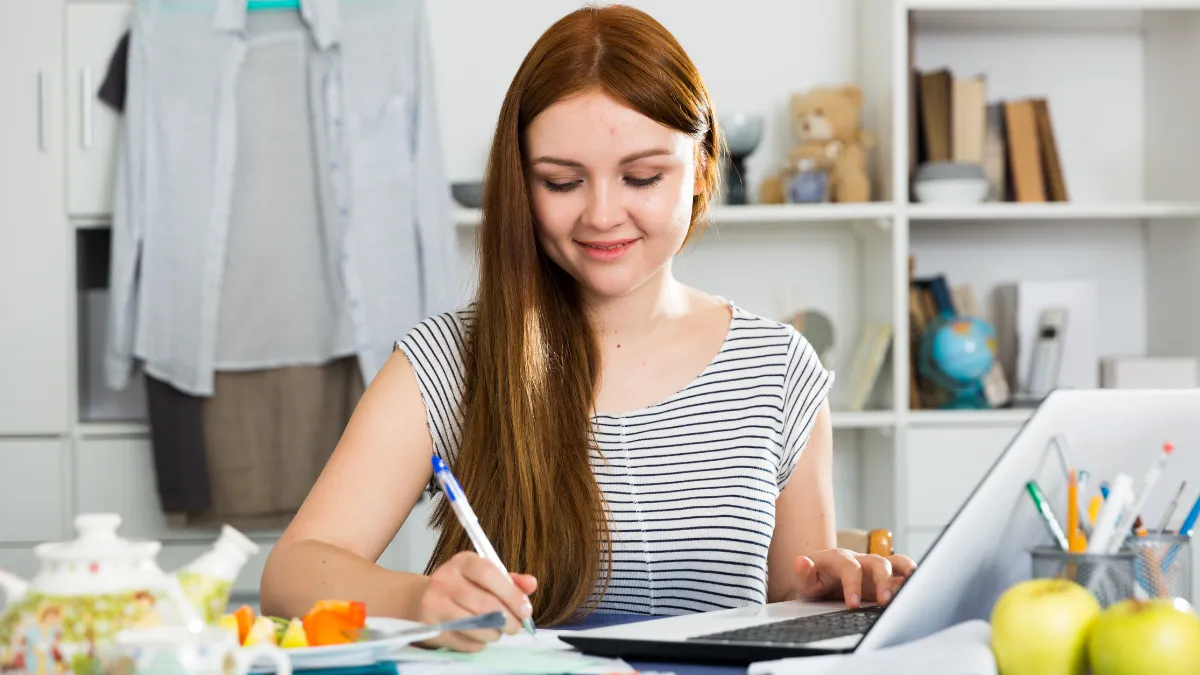 Make Money Freelance Writing Online